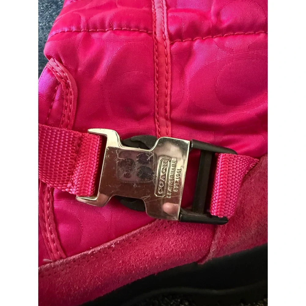Coach Signature‎ Puffer Snow Boots Fuchsia Pink Women's Size 7.5B